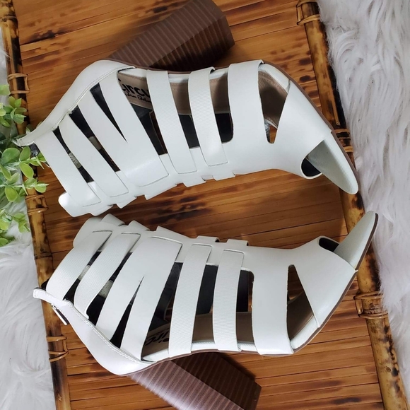 Sam Elderman - Picture 5 of 12